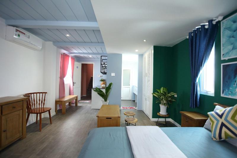 Sleepbox Hostel Phu Quoc image