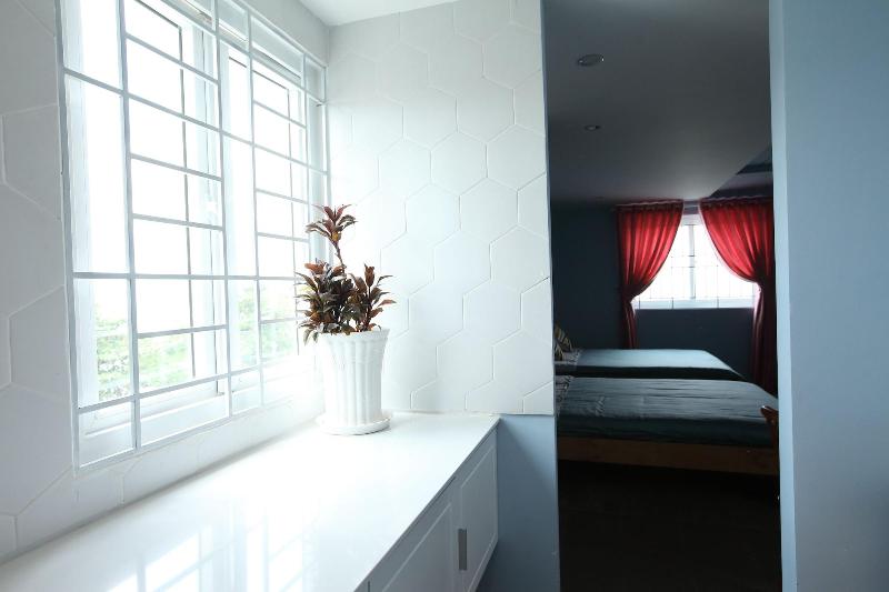 Sleepbox Hostel Phu Quoc image