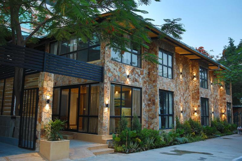 Hotel North House