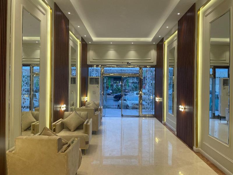 Admire Apart Hotel image