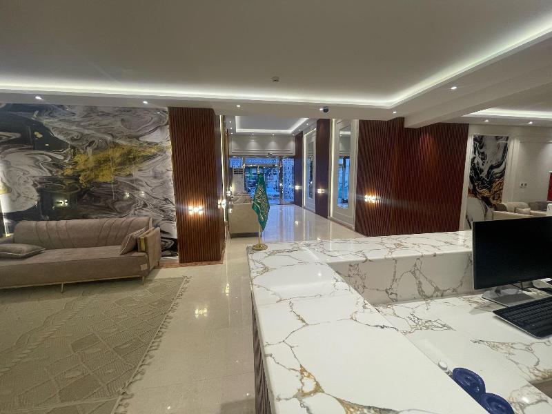 Admire Apart Hotel image