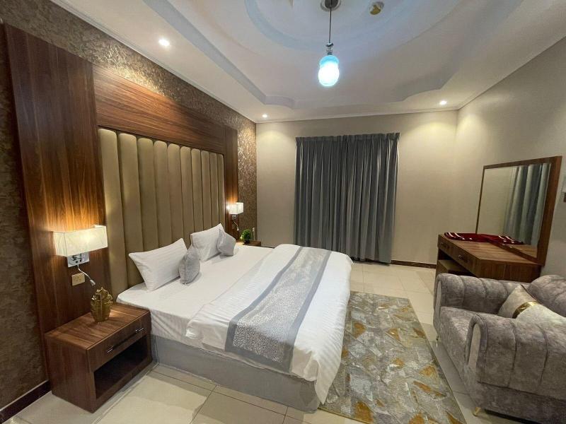 Admire Apart Hotel image