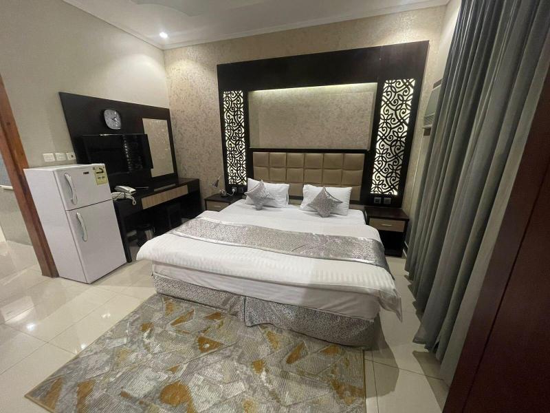 Admire Apart Hotel image