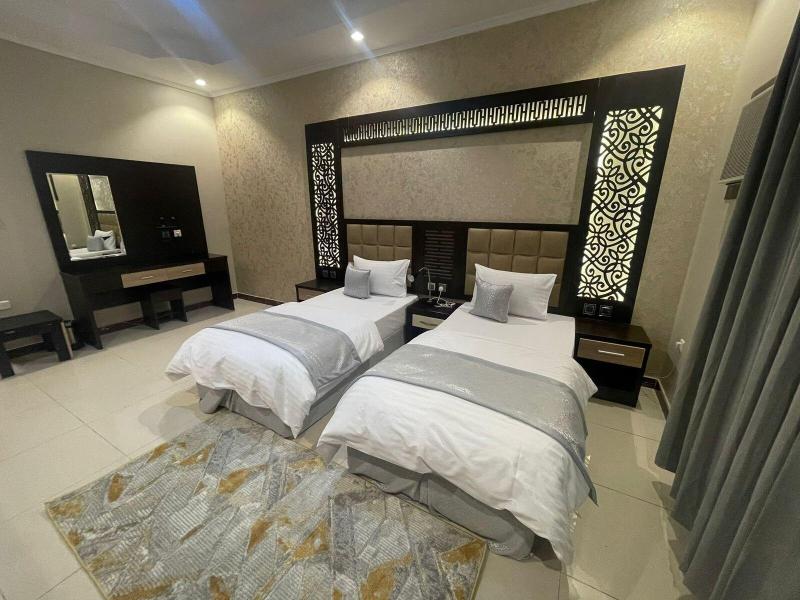 Admire Apart Hotel image