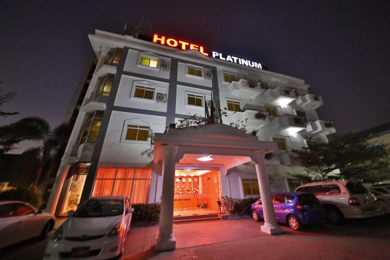 Hotel Platinum Tamwe image