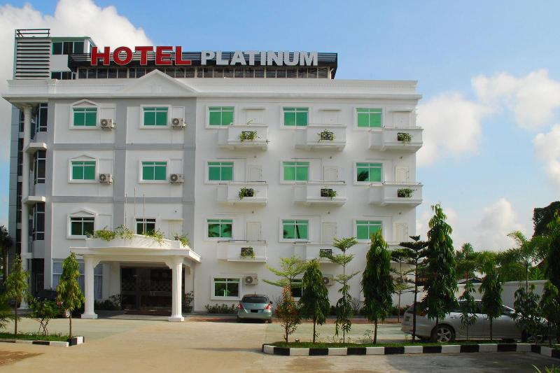Hotel Platinum Tamwe image