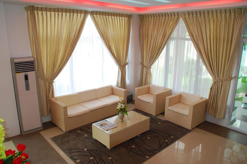 Hotel Platinum Tamwe image