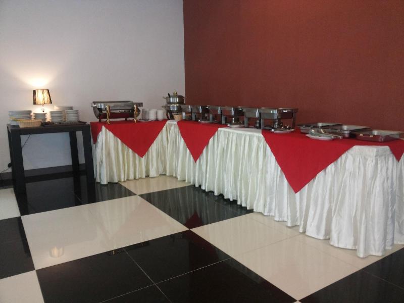 Hotel Platinum Tamwe image
