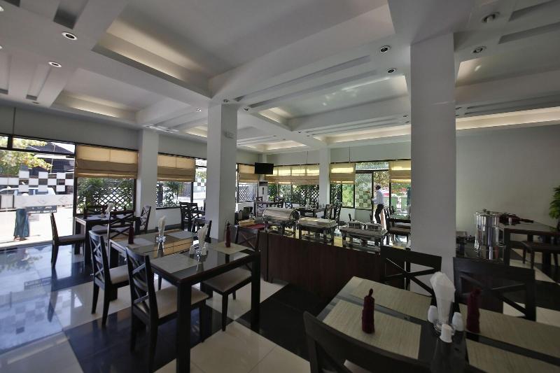 Hotel Platinum Tamwe image