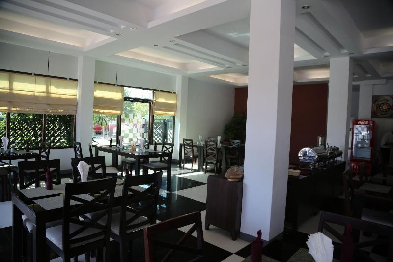 Hotel Platinum Tamwe image