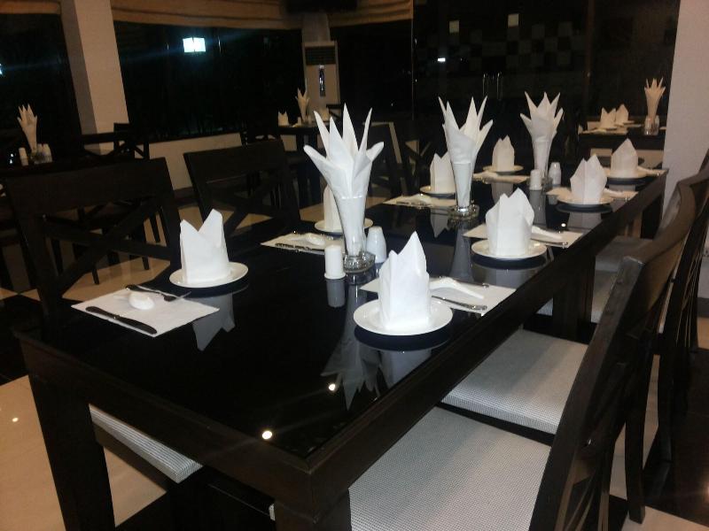 Hotel Platinum Tamwe image