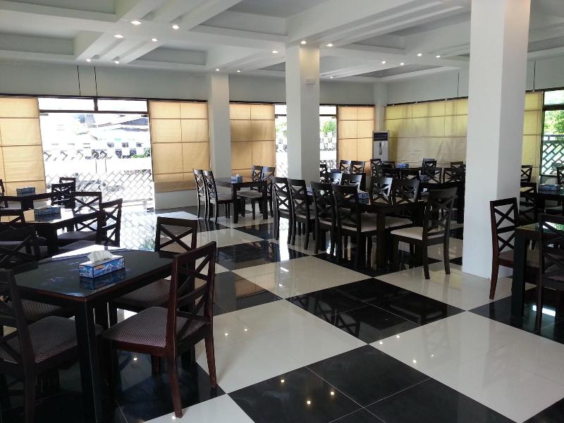 Hotel Platinum Tamwe image