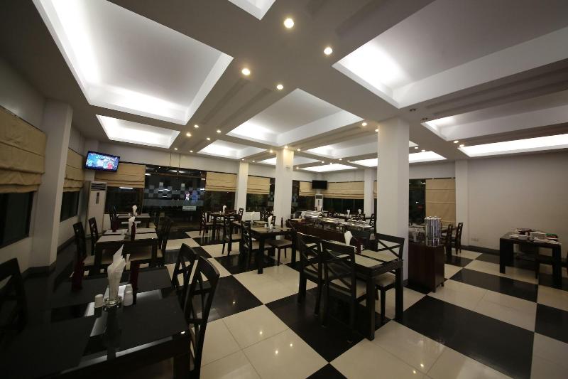 Hotel Platinum Tamwe image