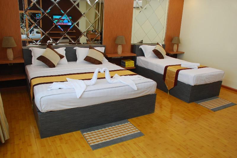 Hotel Platinum Tamwe image