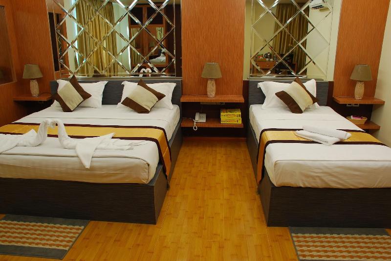 Hotel Platinum Tamwe image
