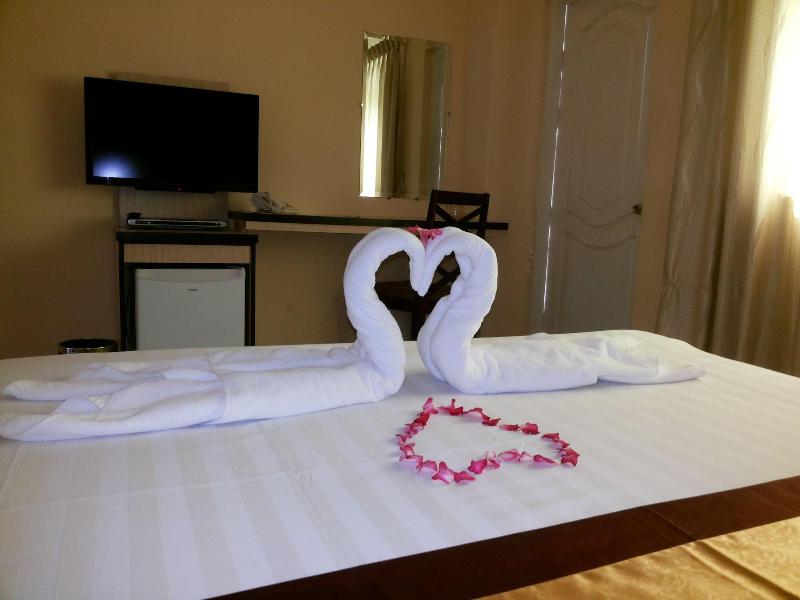 Hotel Platinum Tamwe image