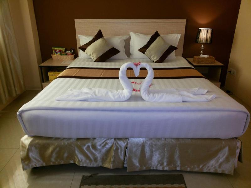 Hotel Platinum Tamwe image