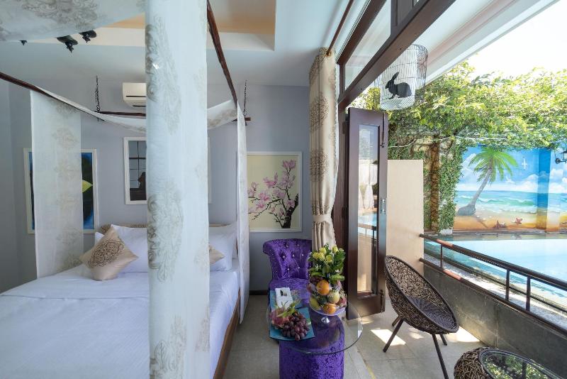 Vip Garden Villa And Pool image