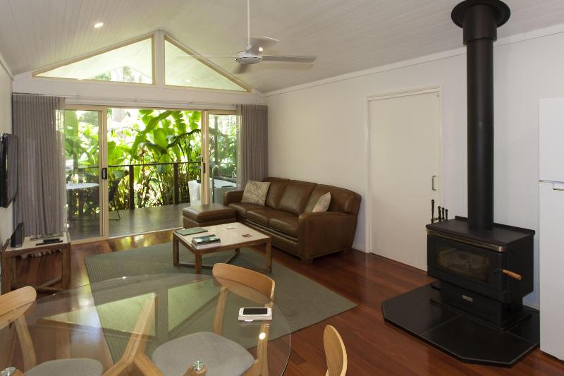 Songbirds Rainforest Retreat image