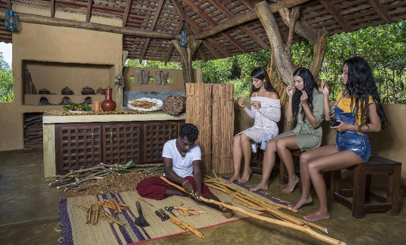 Villa Mayurana By Edwards Collection