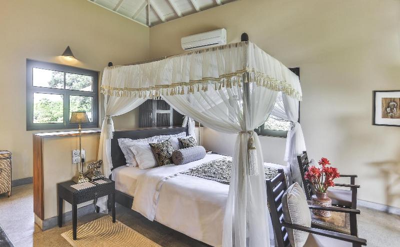 Villa Mayurana By Edwards Collection image