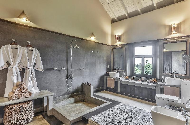 Villa Mayurana By Edwards Collection image