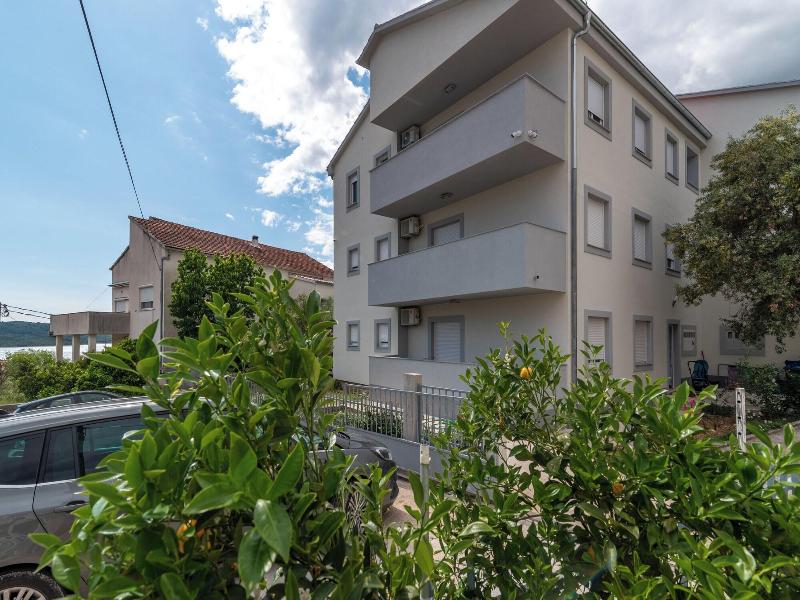 Villa Kuzmanic image