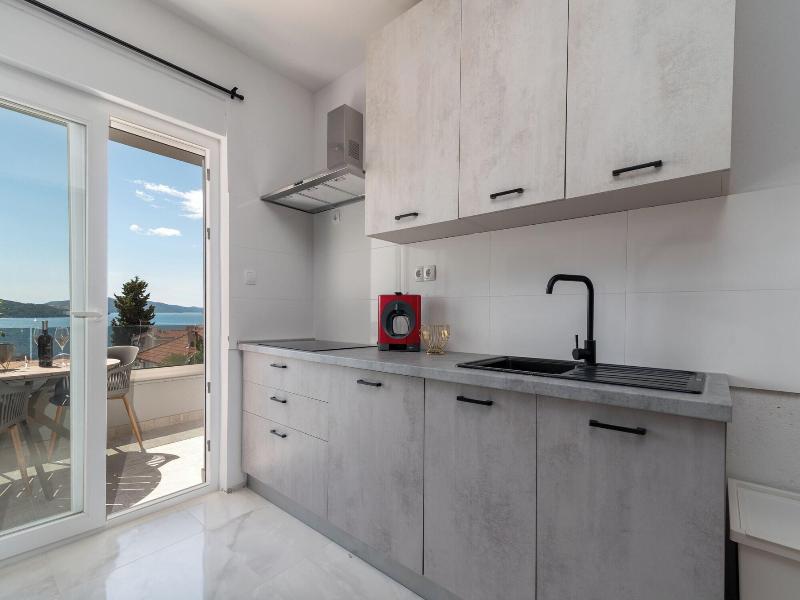 Villa Kuzmanic image