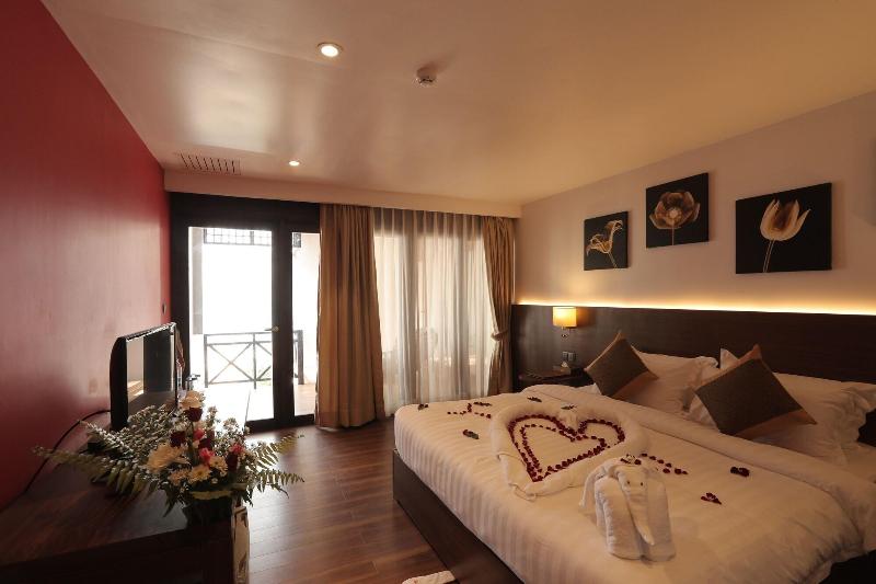 Bt Bay Hotel Ngapali image
