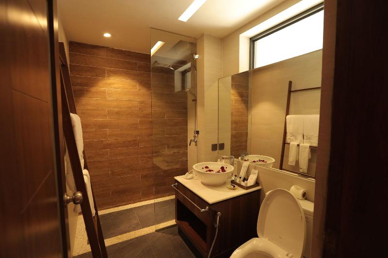 Bt Bay Hotel Ngapali image