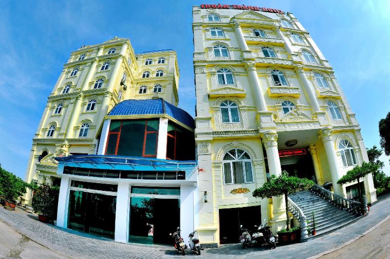 Thuan Thanh Hotel image