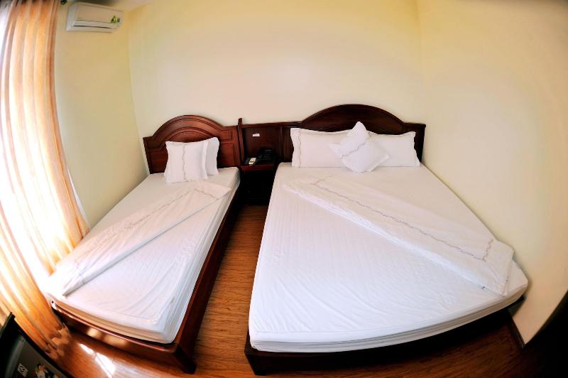 Thuan Thanh Hotel image