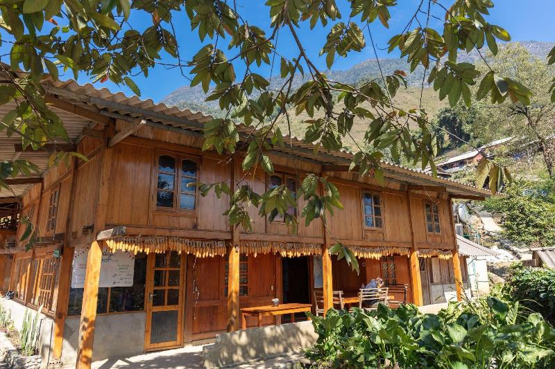 Zizi Homestay And Trekking Hostel