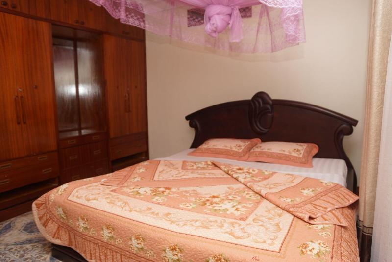 Entebbe Travelle Rs Inn image