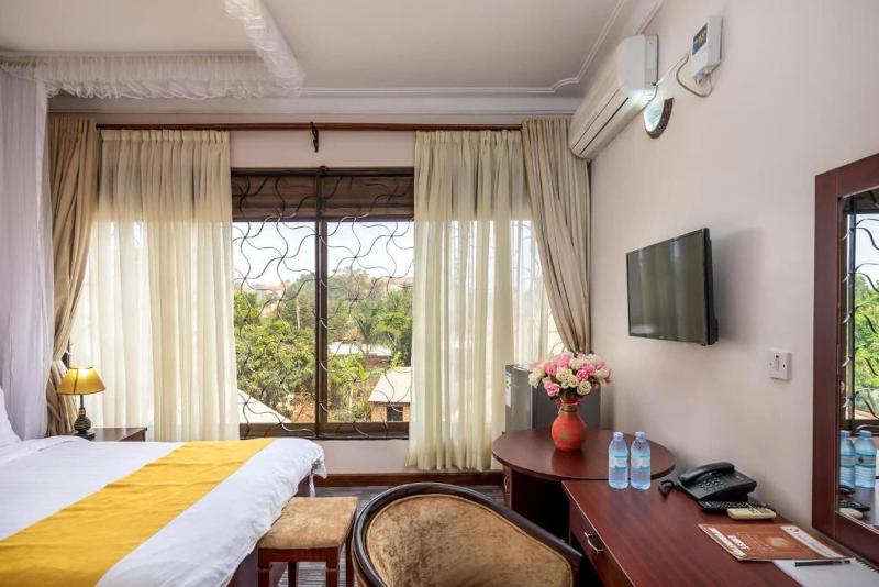Entebbe Travelle Rs Inn image