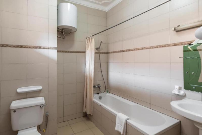 Entebbe Travelle Rs Inn image