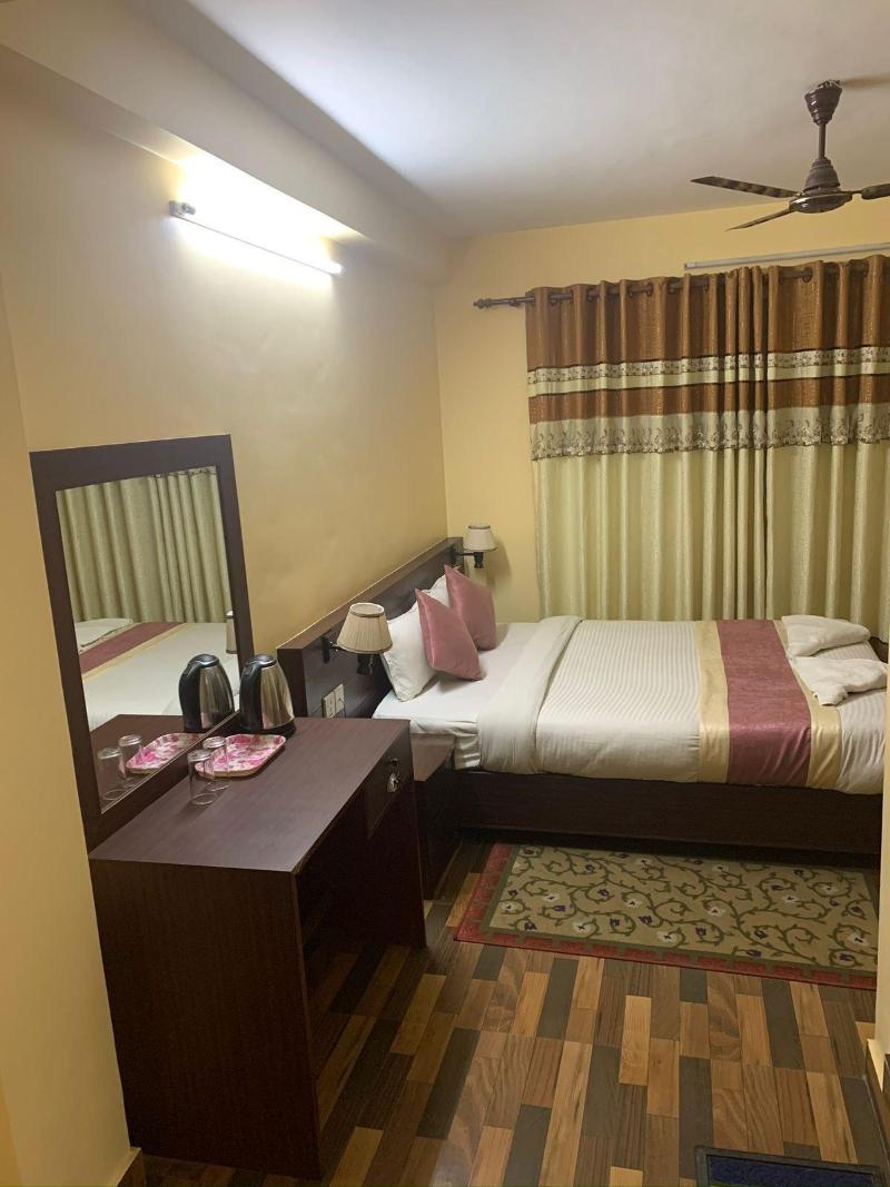 Rameshworam Hotel image