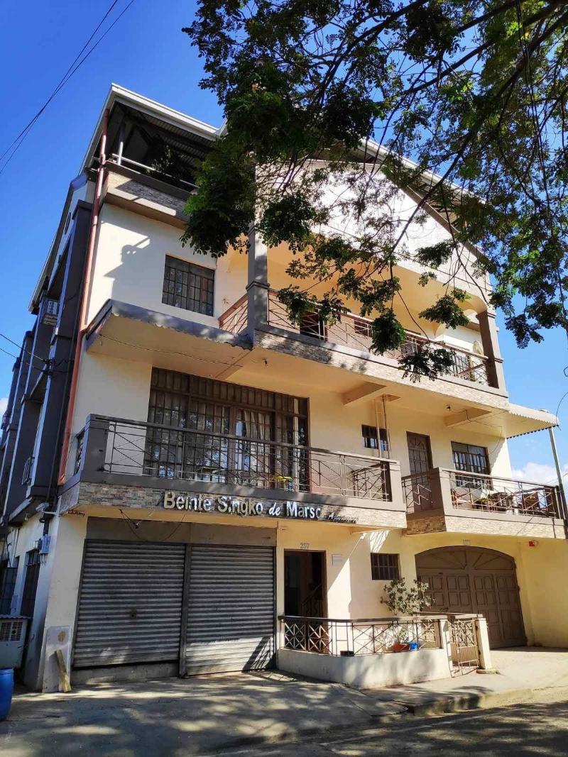 Beinte Singko De Marso Apartments image