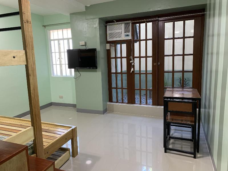 Beinte Singko De Marso Apartments image