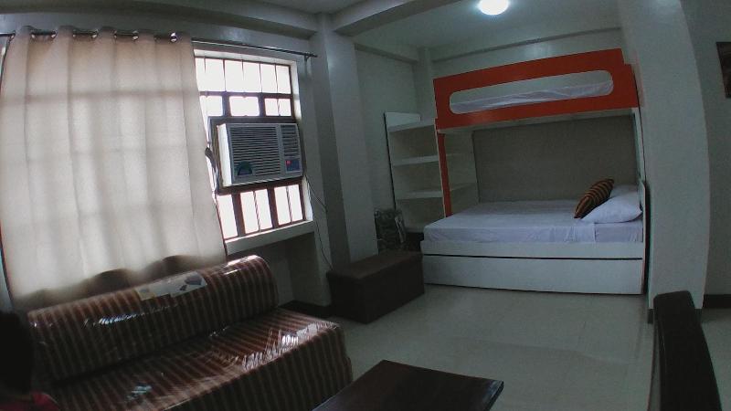 Beinte Singko De Marso Apartments image