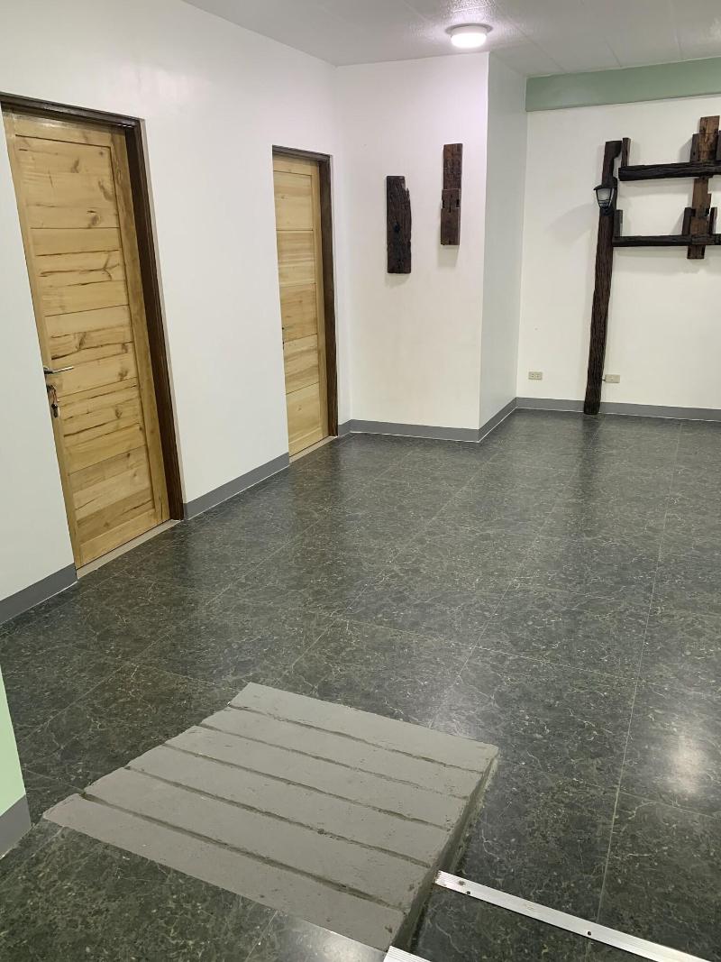 Beinte Singko De Marso Apartments image