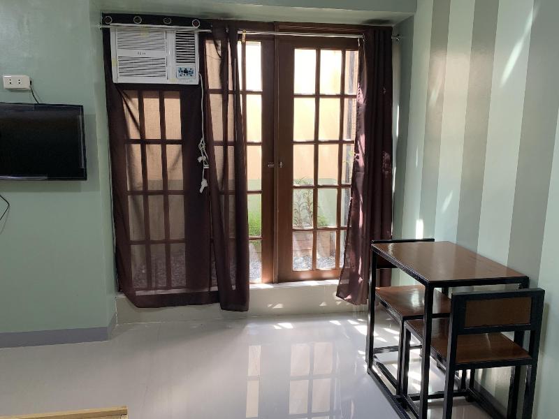 Beinte Singko De Marso Apartments image