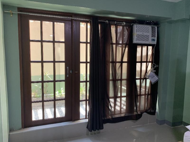 Beinte Singko De Marso Apartments image