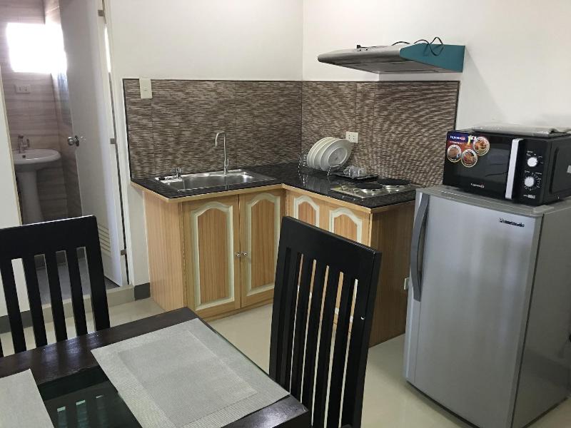 Beinte Singko De Marso Apartments image