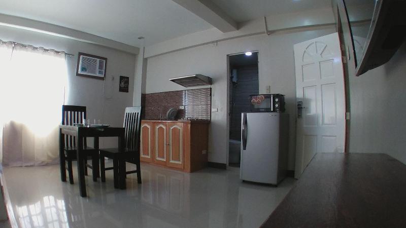 Beinte Singko De Marso Apartments image