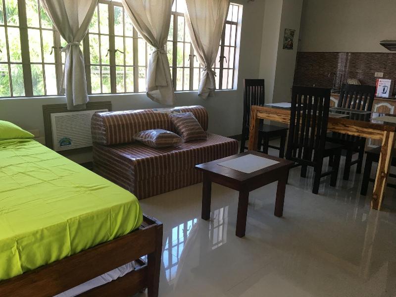 Beinte Singko De Marso Apartments image