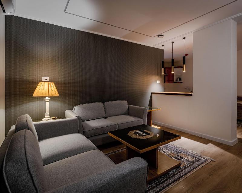 Prestige Suites image