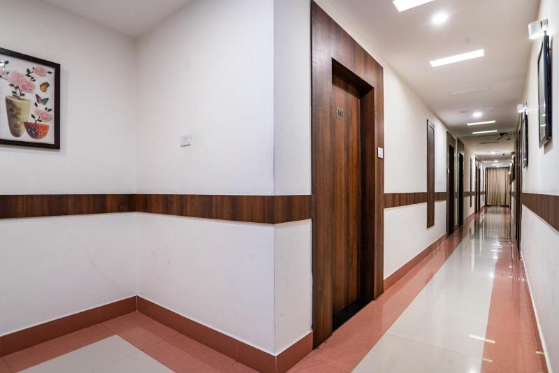 Nexstay Crystal Residency image