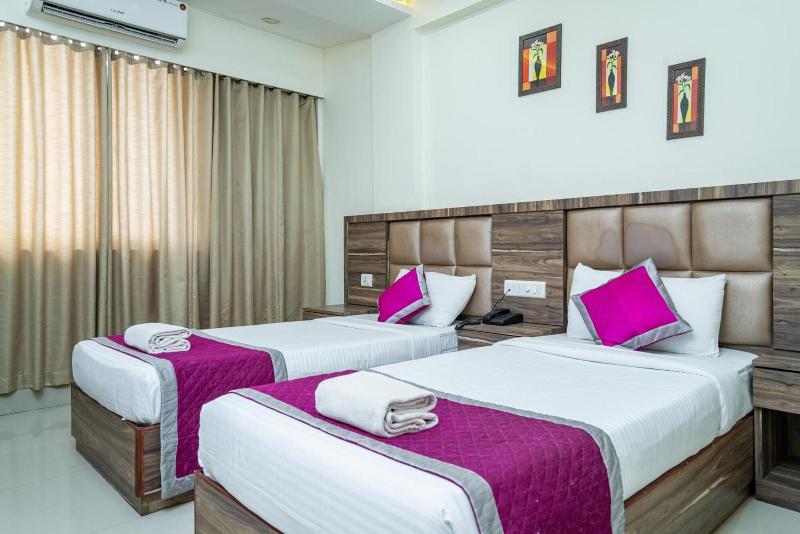 Nexstay Crystal Residency image