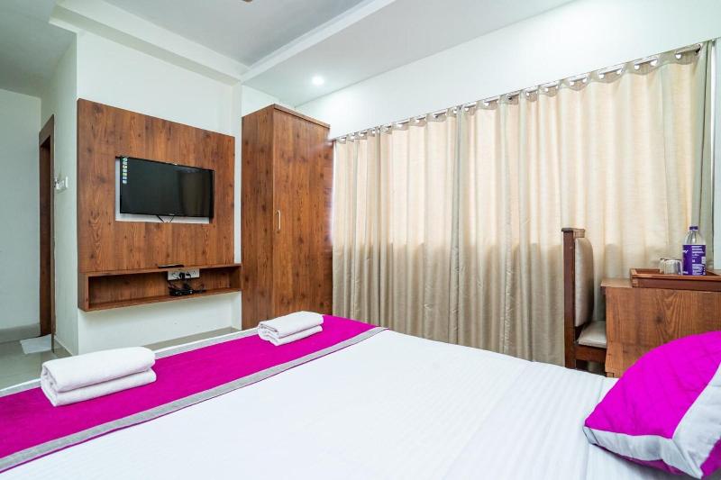 Nexstay Crystal Residency image